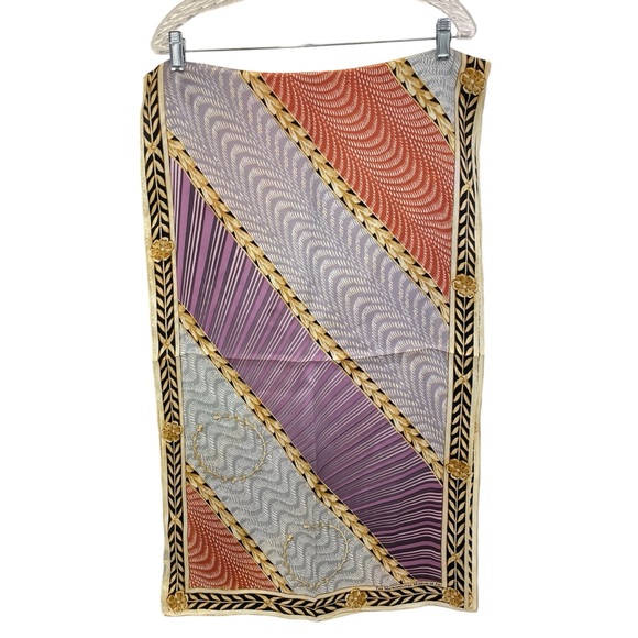 The Met Silk Scarf OS - Picture 7 of 13